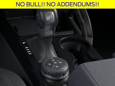 New 2026 Ford Bronco Badlands AWD/4WD image 18