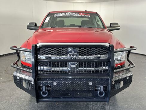 Used 2018 RAM 2500 Tradesman w/ Chrome Appearance Group image 3