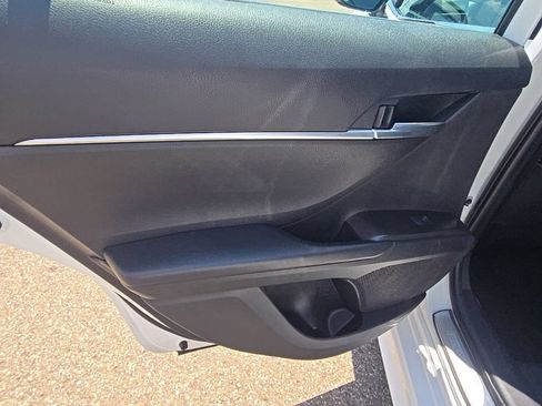 Used 2023 Toyota Camry SE FWD image 28