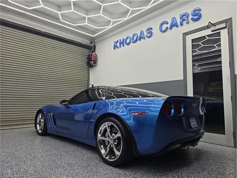 Used 2010 Chevrolet Corvette Grand Sport w/ Preferred Equipment Group image 3
