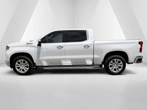 Used 2023 Chevrolet Silverado 1500 LTZ AWD/4WD image 4