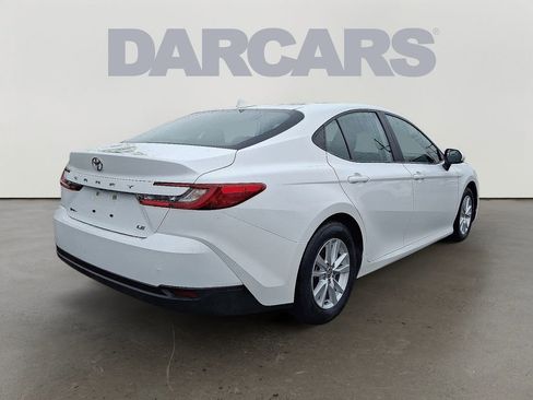 Used 2025 Toyota Camry LE FWD image 6