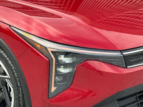 New 2025 Kia K4 EX image 9