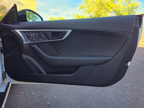 Used 2018 Jaguar F-TYPE R-Dynamic image 25