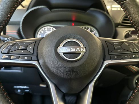 Used 2025 Nissan Versa SR w/ Trunk Package image 19