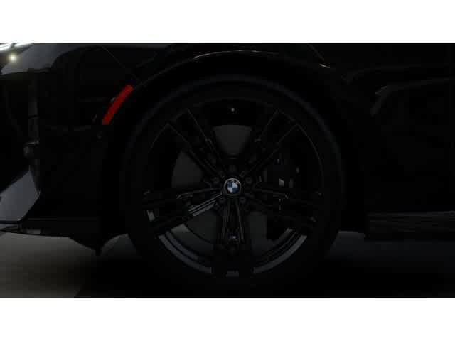 New 2027 BMW 740i w/ Executive Package RWD image 7