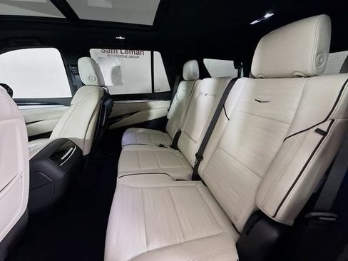 Used 2025 Cadillac Escalade Sport w/ LPO, Floor Liner Package AWD/4WD image 28