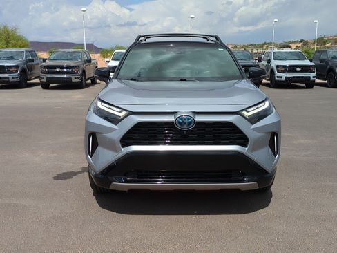 Used 2023 Toyota RAV4 XSE AWD/4WD image 9