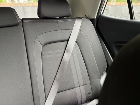 Used 2026 Hyundai Venue SEL FWD image 37