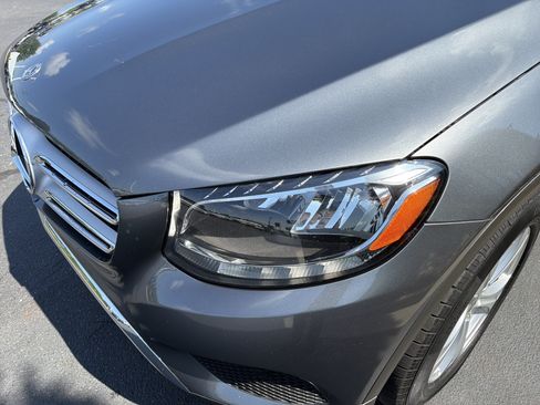 Used 2018 Mercedes-Benz GLC 300 4MATIC image 6
