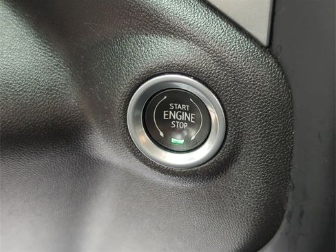 Certified 2022 Chevrolet Silverado 1500 LT image 16