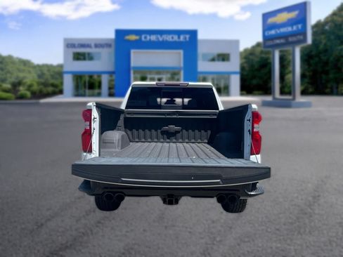 Certified 2021 Chevrolet Silverado 1500 LT Trail Boss w/ Convenience Package II AWD/4WD image 36