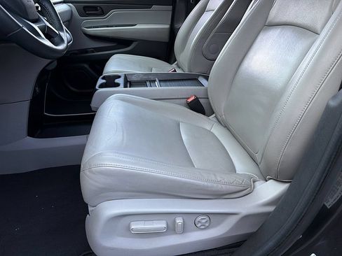 Used 2019 Honda Odyssey EX-L image 10