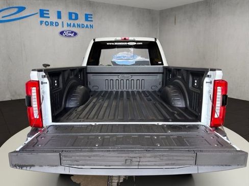 New 2026 Ford F250 Lariat w/ Black Appearance Package AWD/4WD image 17