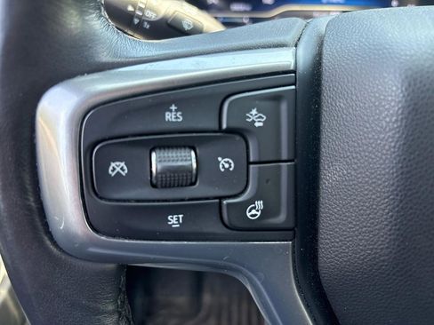 Used 2022 Chevrolet Silverado 1500 LT AWD/4WD image 13