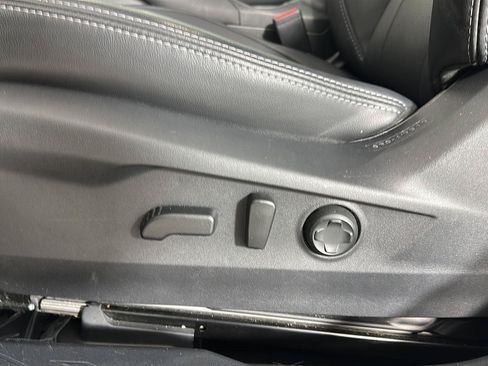 Certified 2024 Subaru Outback Limited AWD/4WD image 6