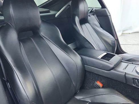 Used 2015 Aston Martin V8 Vantage Coupe RWD image 27