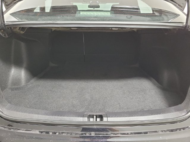 Used 2024 Toyota Corolla LE FWD image 10
