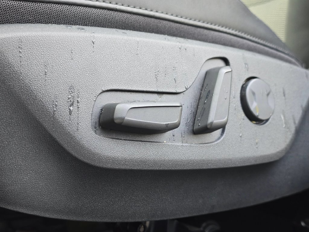 Certified 2024 Kia Niro EX Touring FWD image 26