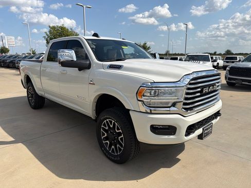 Used 2024 RAM 2500 Limited w/ Safety Group AWD/4WD image 7
