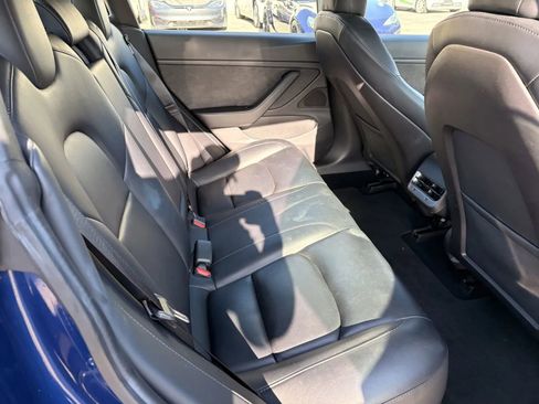 Used 2020 Tesla Model 3 Long Range AWD/4WD image 7