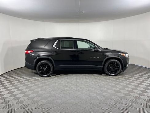 Used 2021 Chevrolet Traverse LT AWD/4WD image 8