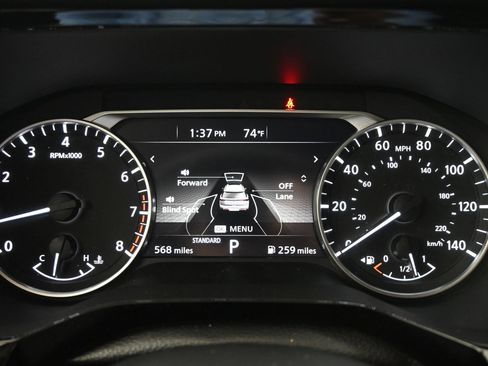 Certified 2025 Nissan Pathfinder SV FWD image 20