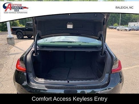 Used 2023 BMW 330i xDrive Sedan w/ Driving Assistance Package AWD/4WD image 19
