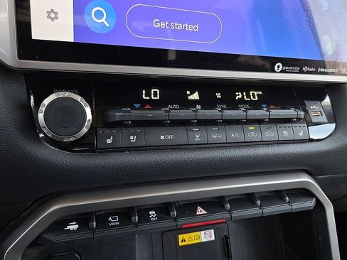 Used 2022 Toyota Tundra Limited RWD image 18
