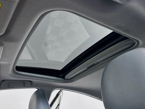 Used 2017 Toyota Prius C Four image 27