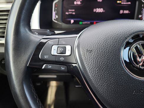 Used 2019 Volkswagen Atlas SEL Premium image 22