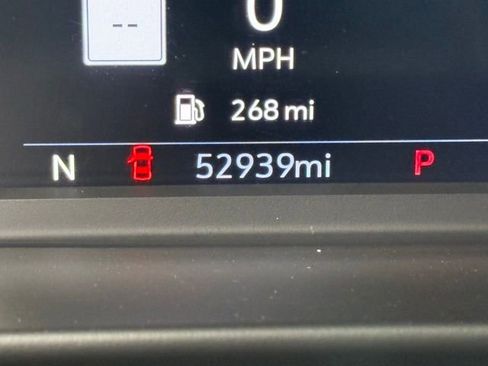 Used 2021 Chevrolet Tahoe High Country w/ Premium Package image 12