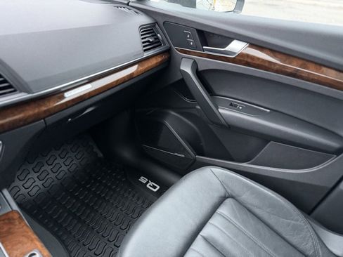 Used 2018 Audi Q5 2.0T Premium Plus w/ Premium Plus Package image 24