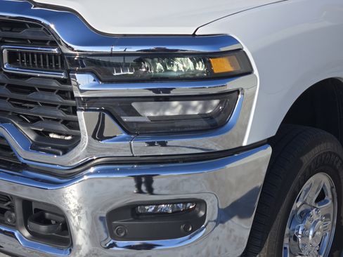 Used 2025 RAM 2500 Tradesman image 11