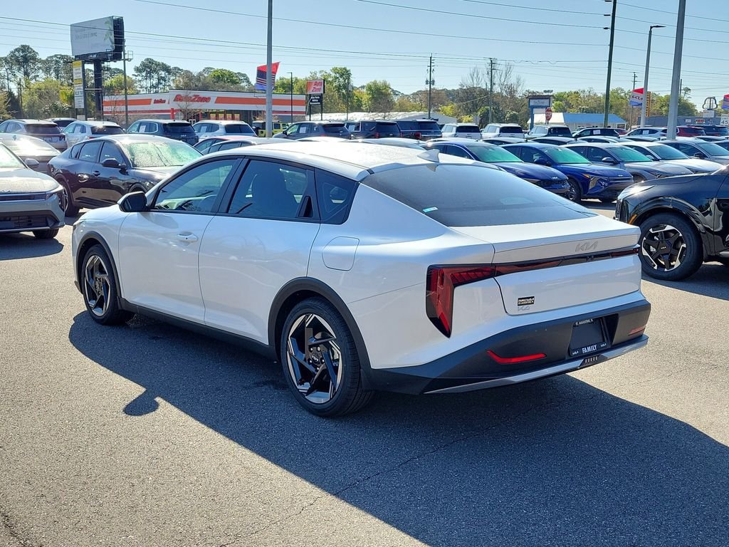 New 2026 Kia K4 EX FWD image 4