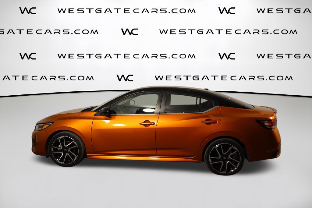 Used 2025 Nissan Sentra SR FWD image 5