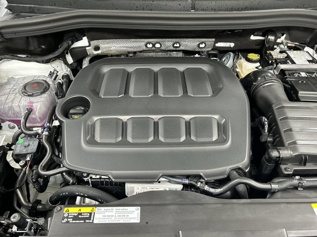 New 2026 Volkswagen Tiguan SE R-Line AWD/4WD image 9