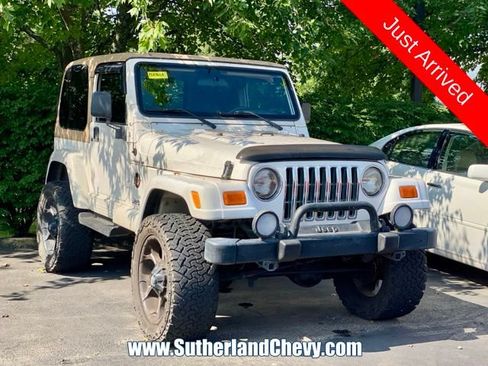 Used 2002 Jeep Wrangler Sahara AWD/4WD image 1