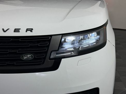 Used 2023 Land Rover Range Rover SE AWD/4WD image 12