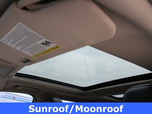 Used 2012 Lincoln MKX AWD image 6