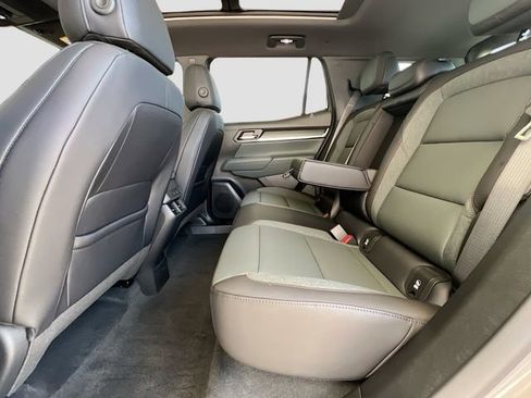 New 2026 GMC Terrain AT4 w/ Convenience Package III image 17