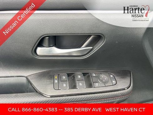 Certified 2025 Nissan Kicks SR image 18