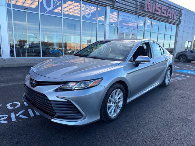 Used 2024 Toyota Camry LE FWD image 32