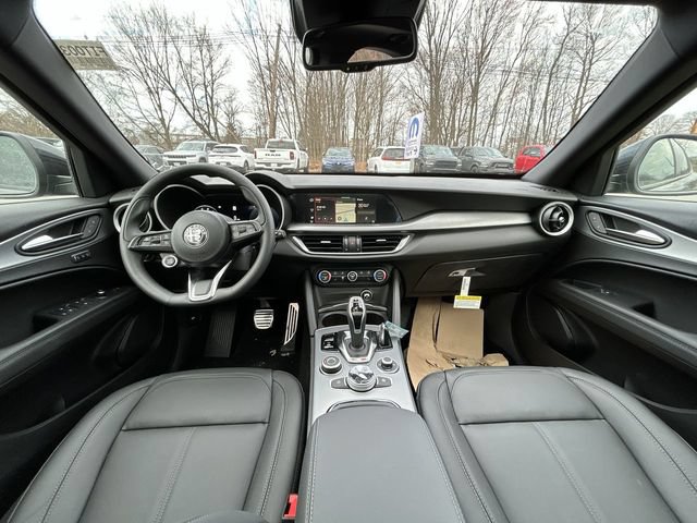 New 2026 Alfa Romeo Stelvio Sprint AWD/4WD image 12