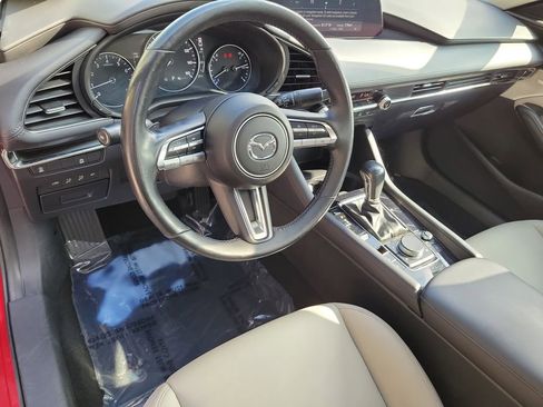 Used 2022 MAZDA MAZDA3 s image 21