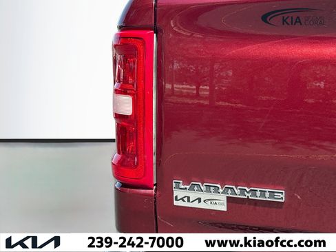 Used 2025 RAM 1500 Laramie image 11