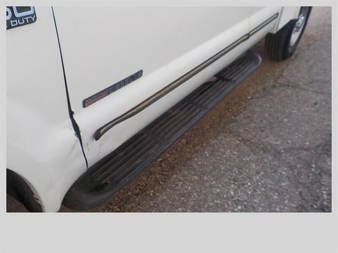 Used 2000 Ford F250 XL image 32