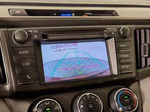 Used 2014 Toyota RAV4 LE FWD image 16