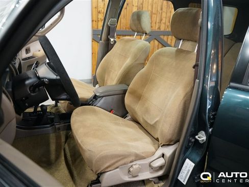 Used 1998 Toyota 4Runner SR5 AWD/4WD image 30