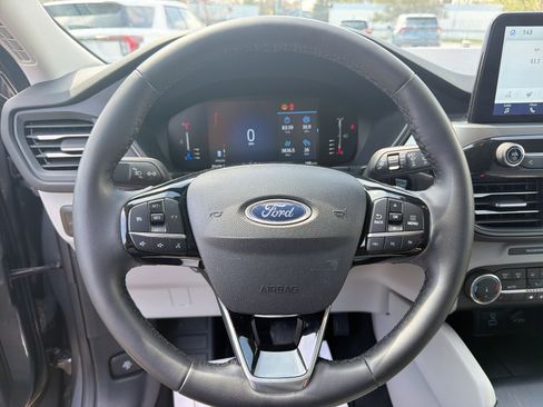 Used 2023 Ford Escape Active AWD/4WD image 26